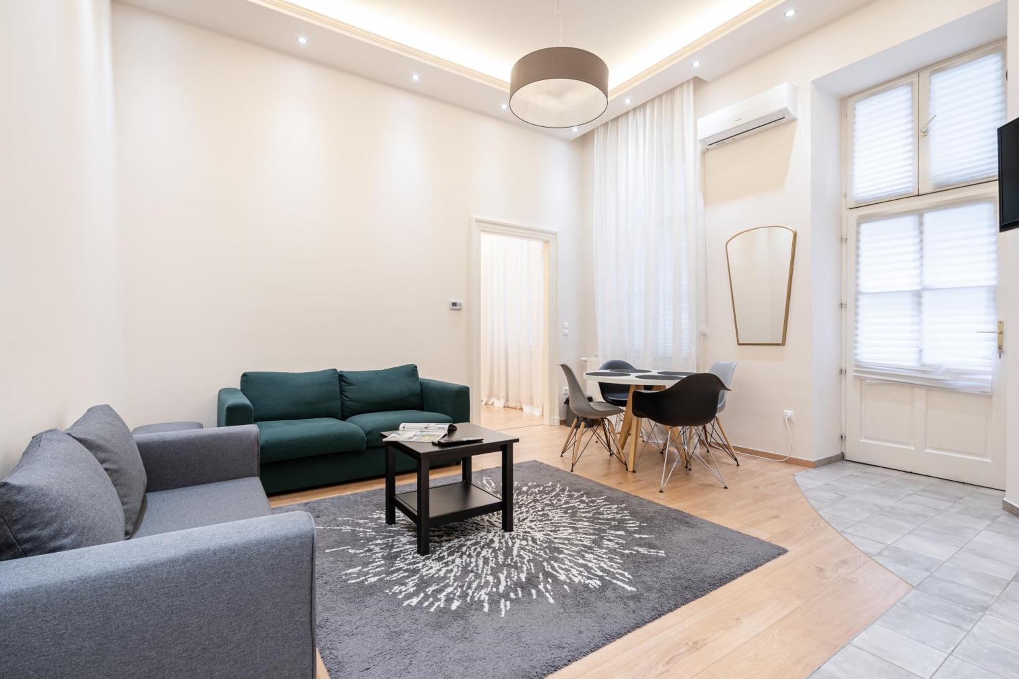 Downtown Paulay43 Апартаменты *