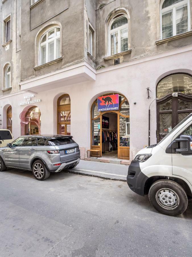 Downtown Paulay43 Апартаменты *